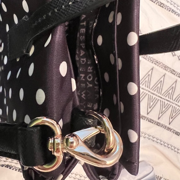 Kate Spade Purse - Picture 4 of 9